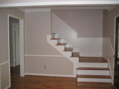 no handrail...until all is moved in!