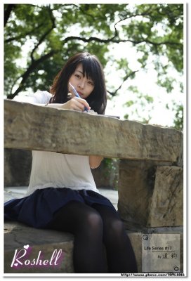 081012Roshellfixweb_14.jpg