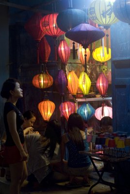 lantern vendor