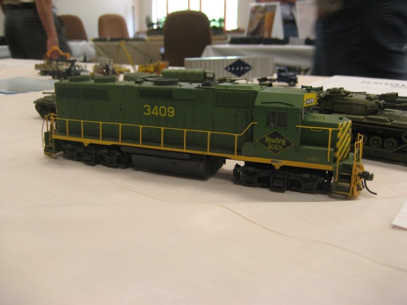 A stand-in GP39-2