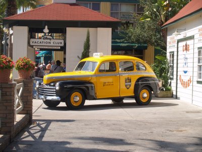 Old Hollywood Taxi