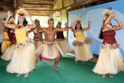 Tahitian dance, Polynesian village, Oahu, Hawaii, USA