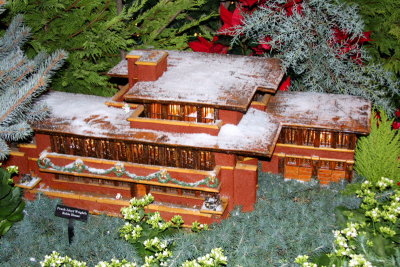 Frank Lloyd Wright would have been proud, Chicago Botanical Garden