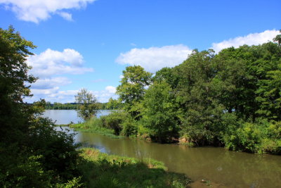 Illinois river winds through, Starved Rock State Park, IL