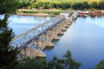 The Illinois River Dam and Lock, Starved Rock State Park, IL