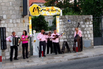 Mariachi band outside Mimoza, Dubrovnik