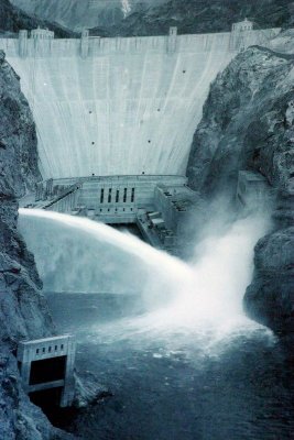 Hoover Dam in 1938, NV