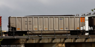 BNSF 5898 SB@Denver-6506.jpg