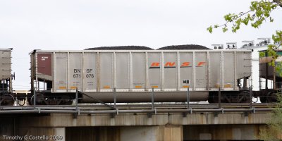 BNSF 5898 SB@Denver-6289.jpg