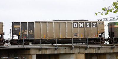 BNSF 5898 SB@Denver-6299.jpg