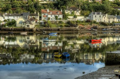 Newton Ferriers from Noss Mayo HDR .jpg