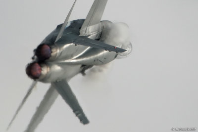 RAAF F-18 - Avalon Airshow - 10 Mar 09