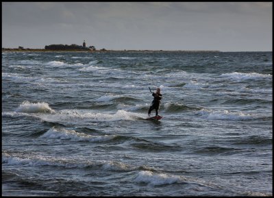 Kitesurfing at Skanör (Falsterbo lighthouse)