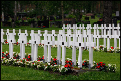 Finnish soldiers buried during WWII at Nuijamaa close to Russia