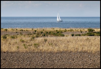 Sailing pass Neptuni krar - land