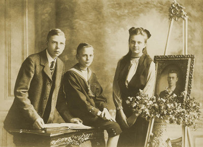 Family 1903-1918