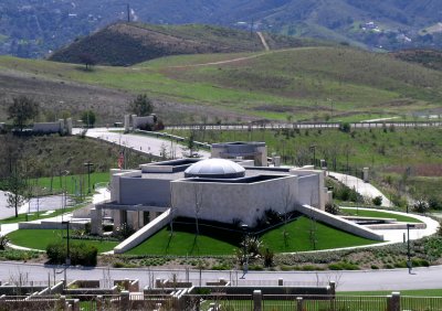 Museum & Exhibit Building