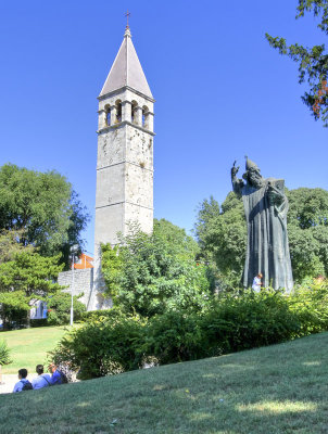 Statue of Gregorius of Nin