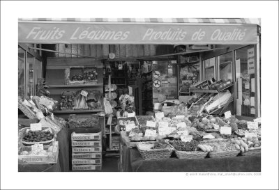 parisian fruitstall
