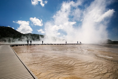 2284 Walk to Grand Prismatic Spring