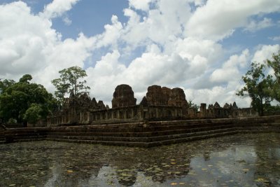 This is not Phanom Rung, but the other temple
