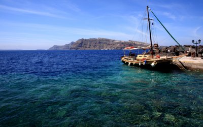 Ammoudi bay2 Oia email.jpg