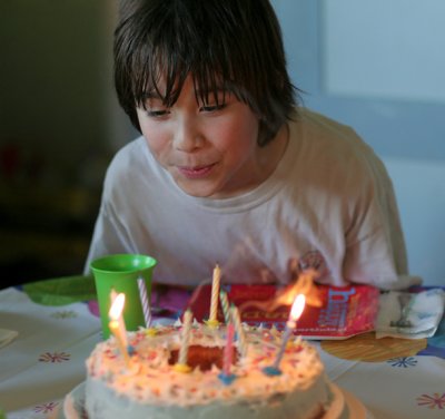 IMG_7427_Blowing out the candles