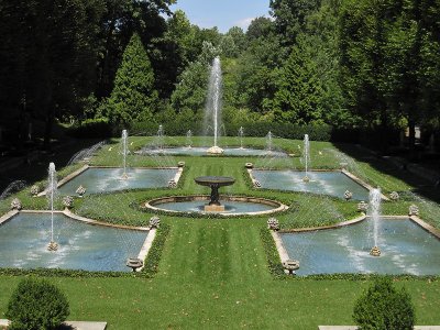 The main fountain garden **