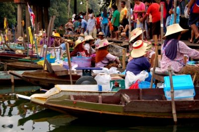 Khlong Hae Evening Floating Market