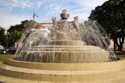 Sultan Abu Bakar Monument