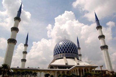 Sultan Salahuddin Abdul Aziz Shah Mosque [Blue Mosque]