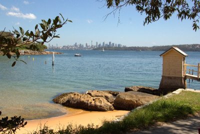 View along Port Jackson (Sydney Harbour)