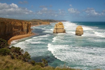 Rock Stacks
Looking east from the Twelve Apostles