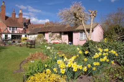 Warwick-Mill Garden April 09 (0002).jpg