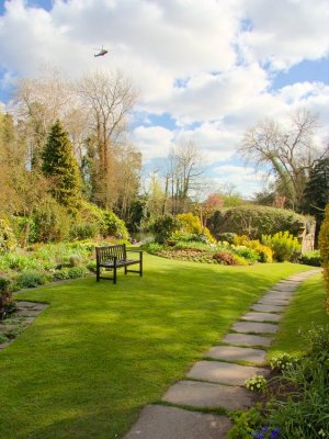 Warwick-Mill Garden April 09 (0017).jpg