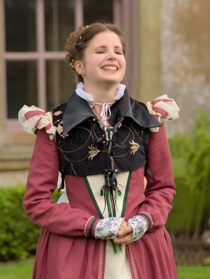 CA 20-06-09 Back in Time - Tudor Dancing(0005).jpg