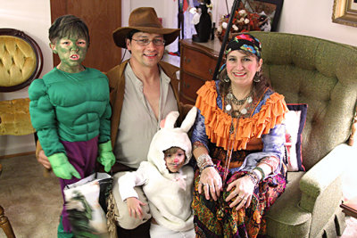 Clair Halloween Family s  10-31-08 .jpg