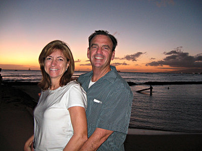 Doug-Rhonda -s- Waikiki Beach.jpg