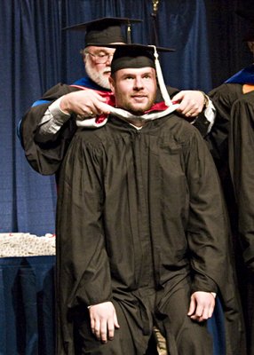 Kurt gets Masters Degree s   5-11-08.jpg