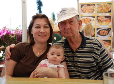 Dad's 80th bday reunion: Liz, Sophie, Uncle Robert