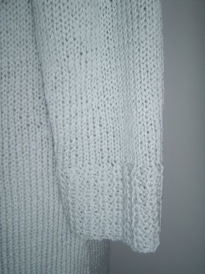 #147 Silver grey cashemer lond cardigan