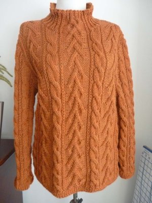 #178 Ginger wool sweater