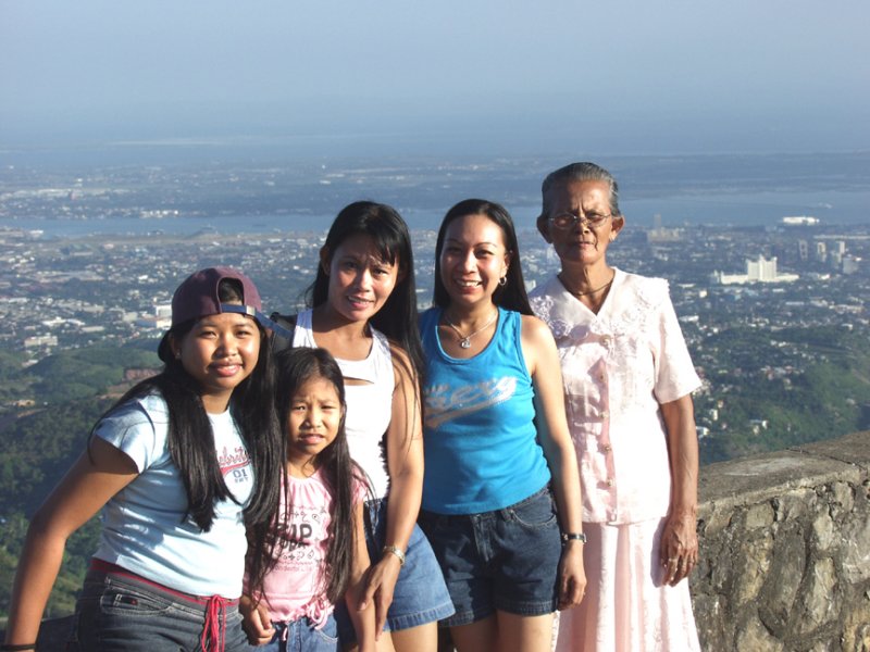 Evelyn And Family At Mountain Top.