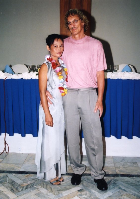 OUR  WEDDING IN THE PHILLIPINES ON 24TH OF JANUARY 2005 IN THE HOLIDAY PLAZA HOTEL IN CEBU CITY