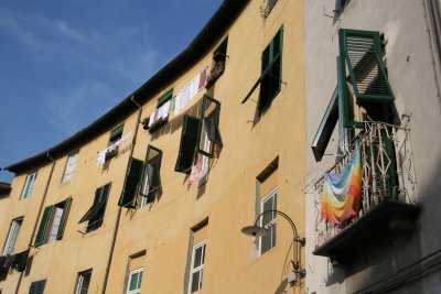 Lucca-Piazza del mercato_0062