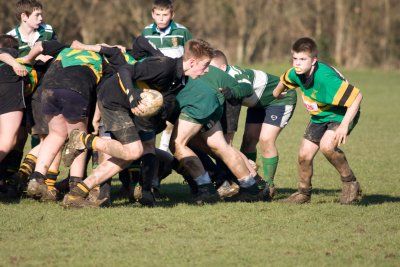 Jack breaks off, Declan looks to tackle 080210_Rugby Slough_12337.jpg