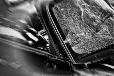 a broken windshield-new car