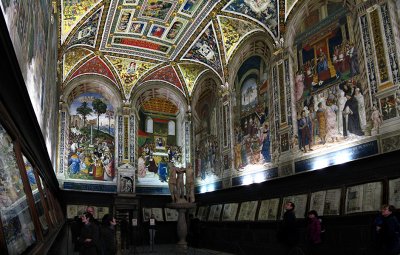 Panorama of the Piccolomini library .. 9285-7a.jpg