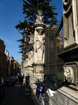 Along Via della Quattro FontaneSculpture in front of Palazzo Barbarini .. R9431