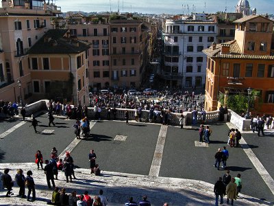 At the  top of Scalinata della Trinit dei Monti (Spanish Steps) .. R9433